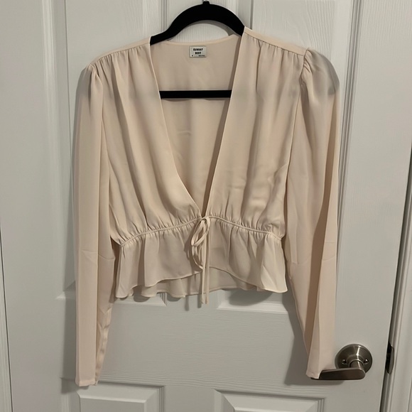 Sunday Best Blouse - Picture 1 of 3